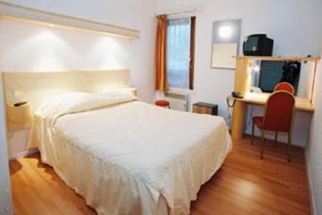 Hotel Du Golf Coignières חדר תמונה